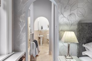 Photo 14- click for photo gallery